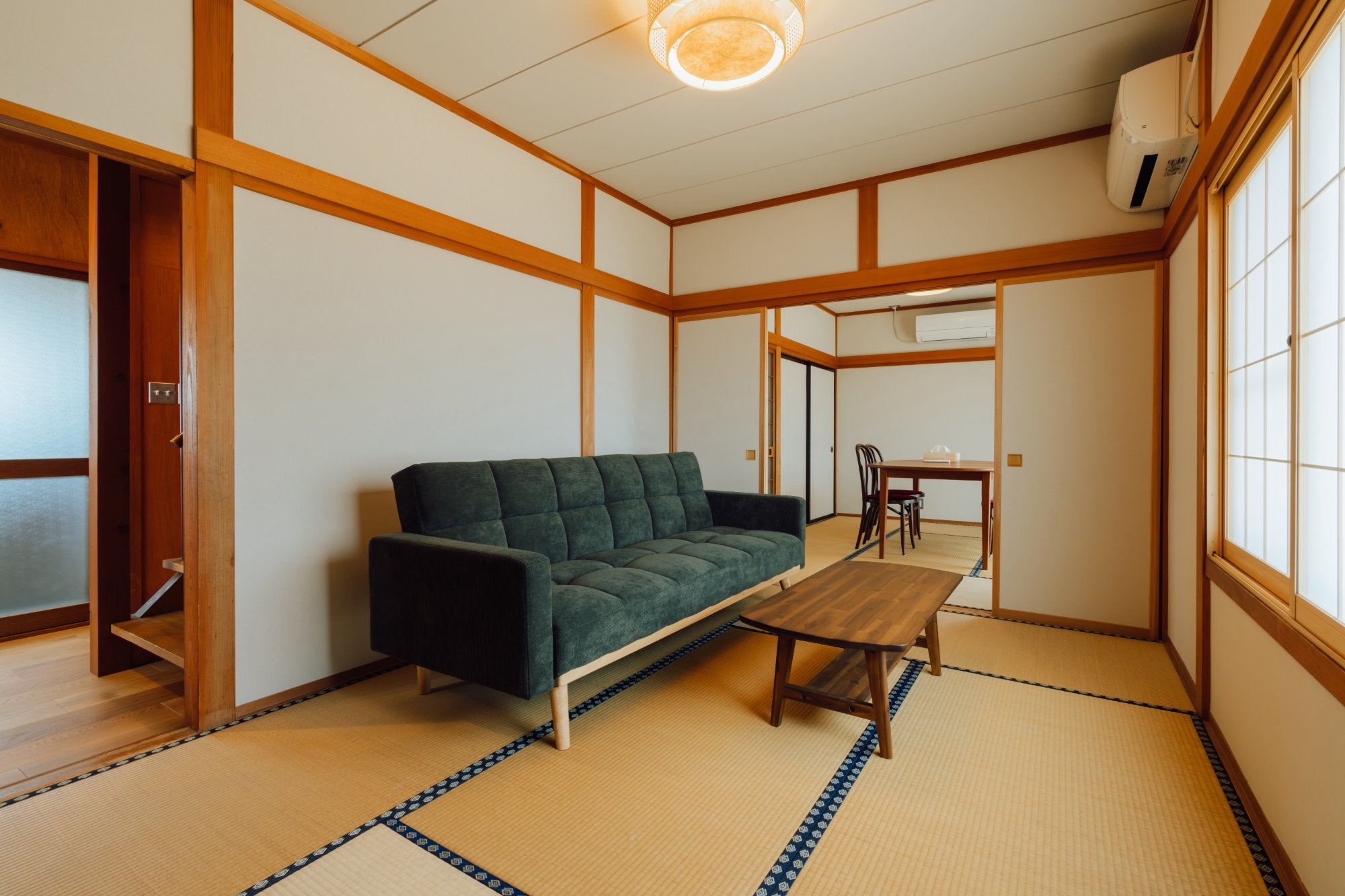 一棟貸し リビング